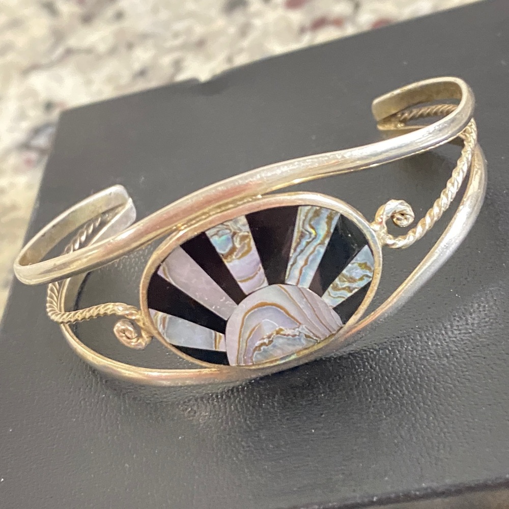 Alpaca‎ Mexico Moon Bracelet
